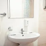 ホテル Royal Village