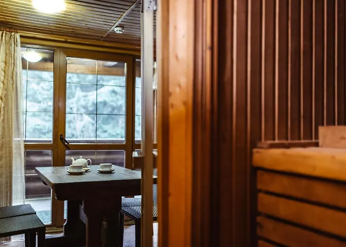 Royal Village Hotel Boekovel