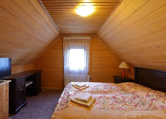 Royal Village Hotel 3*