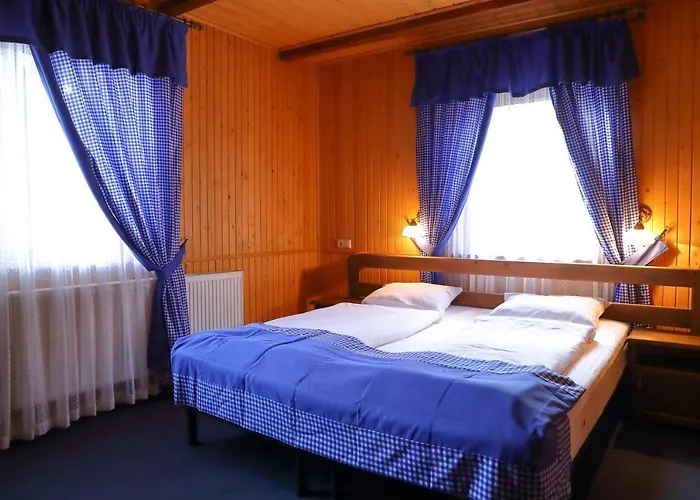 Royal Village 3*